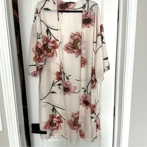 Forever 21 Floral Kimono